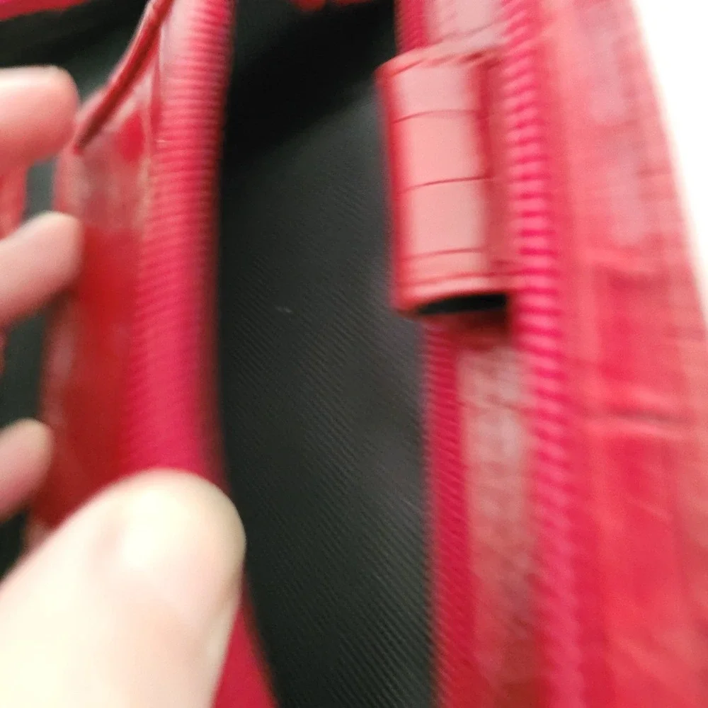 Franklin Covey Red Croc Embossed Zippered Planner Binder 7 Ring Organizer Wallet